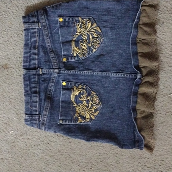 COPY - Apple bottom jeans skirt(I think it's a girl's)size 12 - Picture 4 of 6